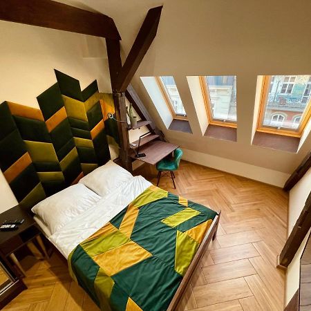 Long Attic Studio พอซนาน ภายนอก รูปภาพ